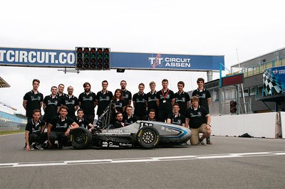 Cinc equips d’estudiants de la UPC competeixen aquest estiu amb els seus vehicles a la Formula Student 2018