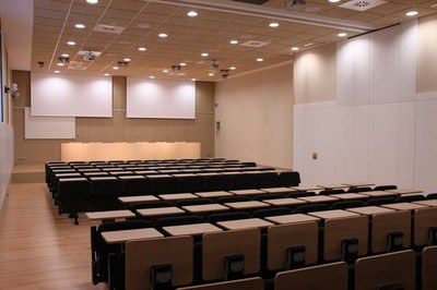 New auditorium CUV-FOOT