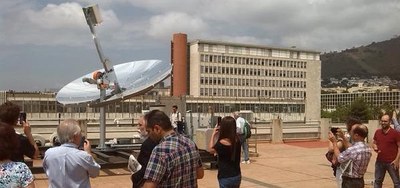 Nuevo sistema de captación solar Dish Stirling instalado en la ETSEIB